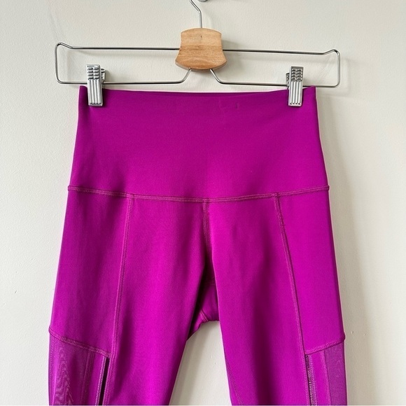 LULULEMON Hot To Street Crop Regal Plum-(Size:4) - Picture 6 of 11